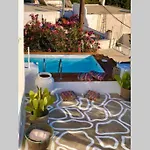 Tatil Evi The Summer Pink House