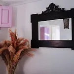 Tatil Evi The Summer Pink House