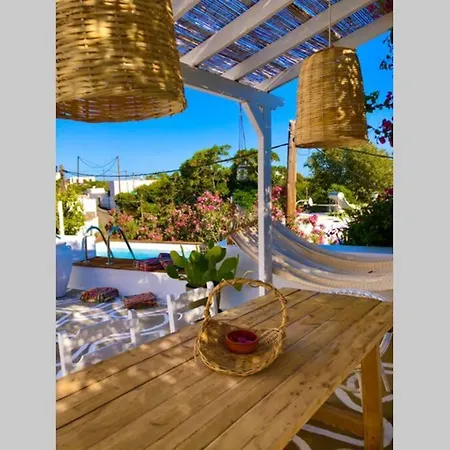 Сasa de vacaciones The Summer Pink House Lachania