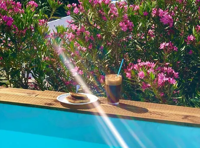 The Summer Pink House بيت للعطل لاخنيا