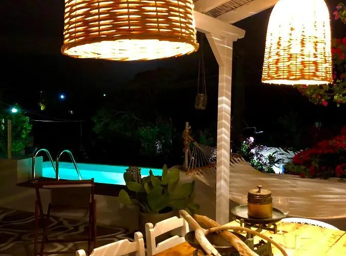 The Summer Pink House لاخنيا