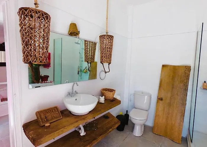 بيت للعطل The Summer Pink House *