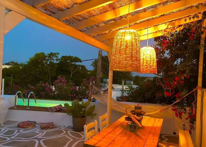 The Summer Pink House لاخنيا