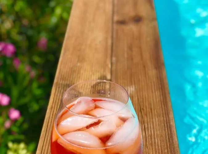 بيت للعطل The Summer Pink House *