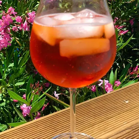 Ferienhaus The Summer Pink House Lachania